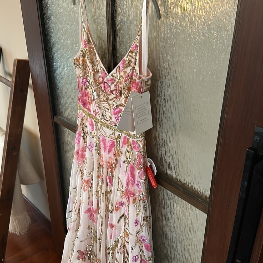 Mac Duggal V NECK FLORAL EMBELLISHED SPAGHETTI STRAP GOWN size 12 NEW $698 - Picture 11 of 17